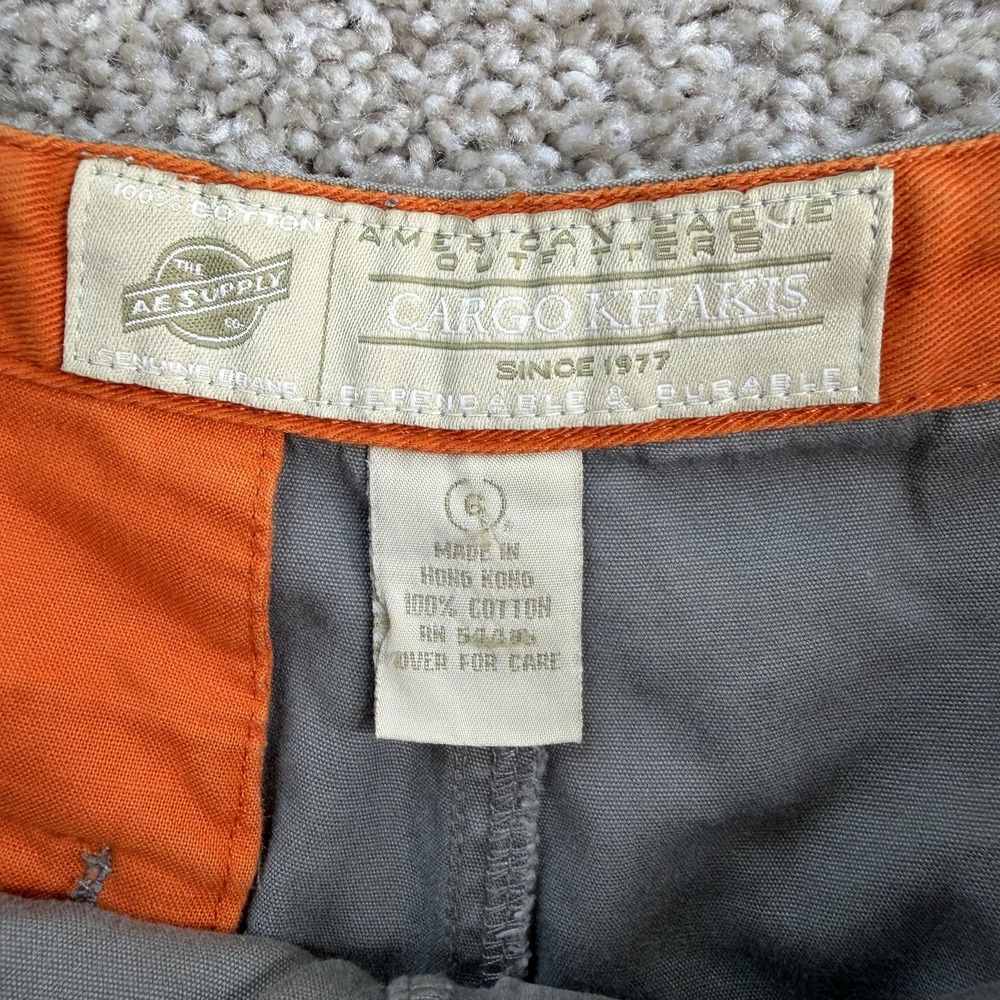 Y2K American Eagle Outfitters Cargo Pants Womens 6 Gray Relaxed Fit Straight Leg - Picture 2 of 10